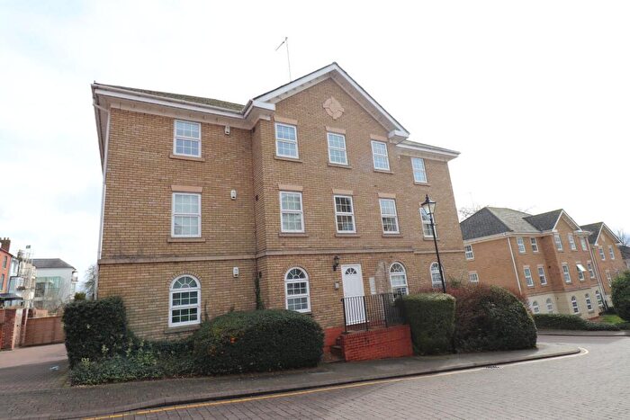 2 Bedroom Flat To Rent In Scholars Court, Town Centre, Northampton, NN1