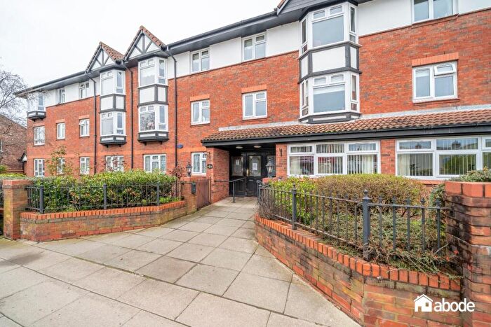 1 Bedroom Apartment For Sale In Coronation Road, Crosby, Liverpool, L23