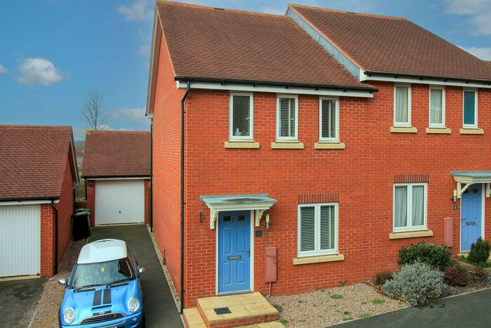 3 Bedroom Semi-Detached House To Rent In Henrys Run, Cranbrook, EX5