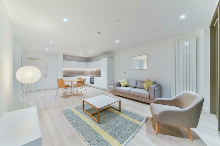 1 Bedroom Flat To Rent In Commodore House, Royal Wharf, Schooner Road, Royal Docks, London, E16