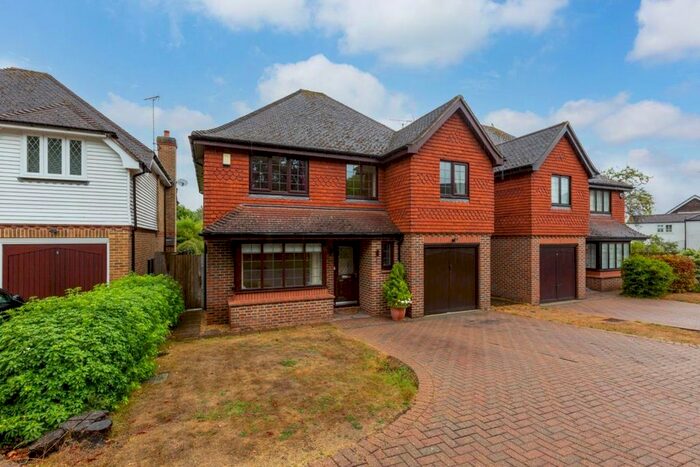 4 Bedroom Detached House To Rent In Walnut Close, Eynsford, Dartford, DA4