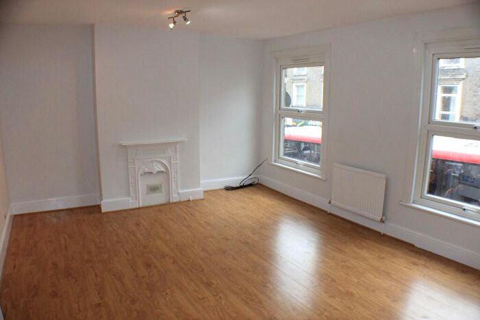 2 Bedroom Maisonette To Rent In High Street, South Norwood, SE25