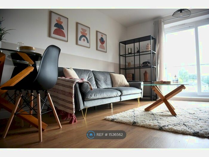 2 Bedroom Flat To Rent In Oscar Wilde Road, Reading, RG1