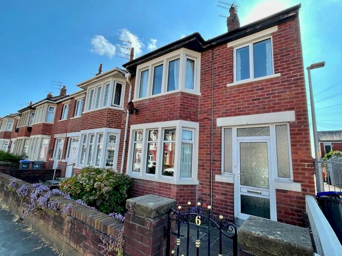 3 Bedroom End Of Terrace House To Rent In Orchard Avenue, Blackpool, FY4