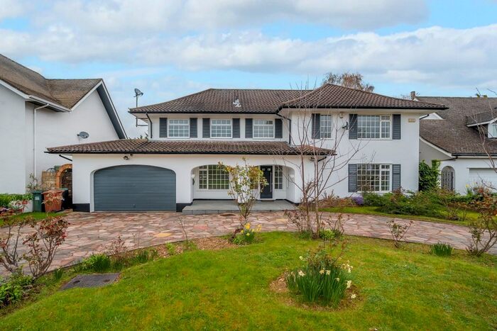 4 Bedroom Detached House To Rent In Lynwood Heights, Rickmansworth, WD3