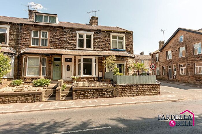 2 Bedroom Terraced House For Sale In Colne Road, Earby, BB18