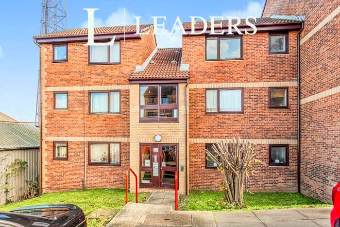 1 Bedroom Flat To Rent In Priory Court, Roots Hall Drive, SS2