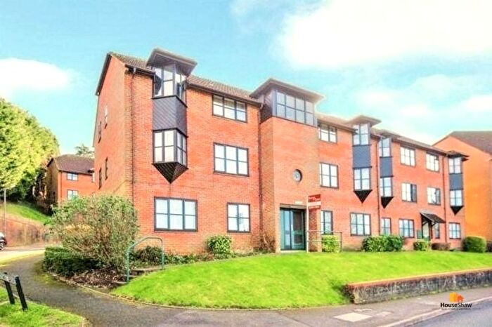 1 Bedroom Flat To Rent In Stoney Grove, Chesham, HP5