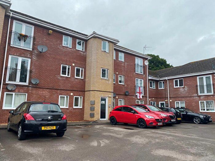 2 Bedroom Flat To Rent In Langdale Grove, Corby, NN17
