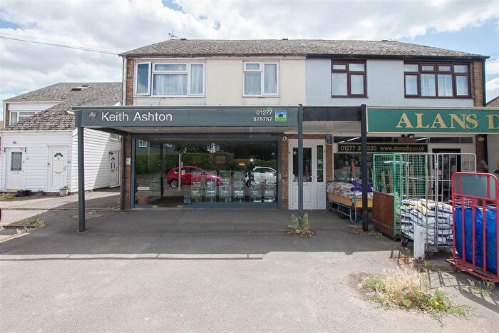 2 Bedroom Flat To Rent In Blackmore Road, Kelvedon Hatch, CM15