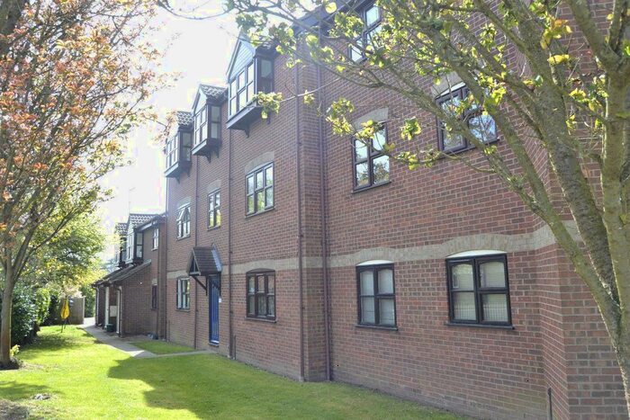 1 Bedroom Flat To Rent In Enville Way, Highwoods, Colchester, CO4