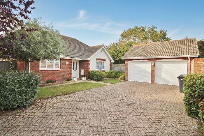 2 Bedroom Detached Bungalow For Sale In Victoria Road, Hayling Island, PO11