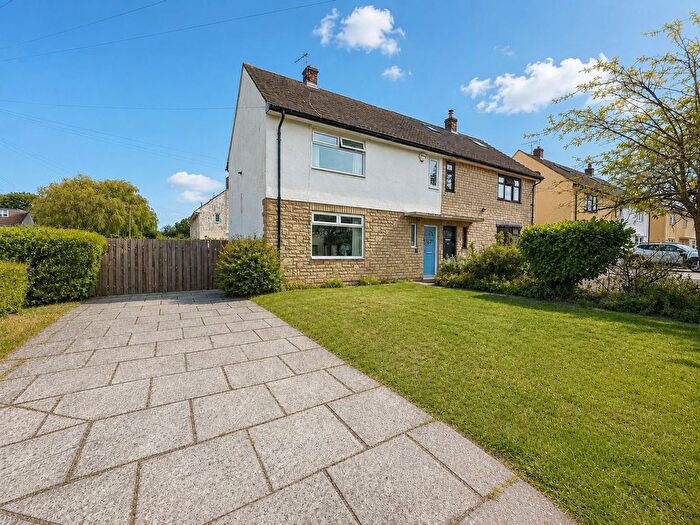 2 Bedroom Semi-Detached House For Sale In Martlesham Crescent, Wirral, CH49