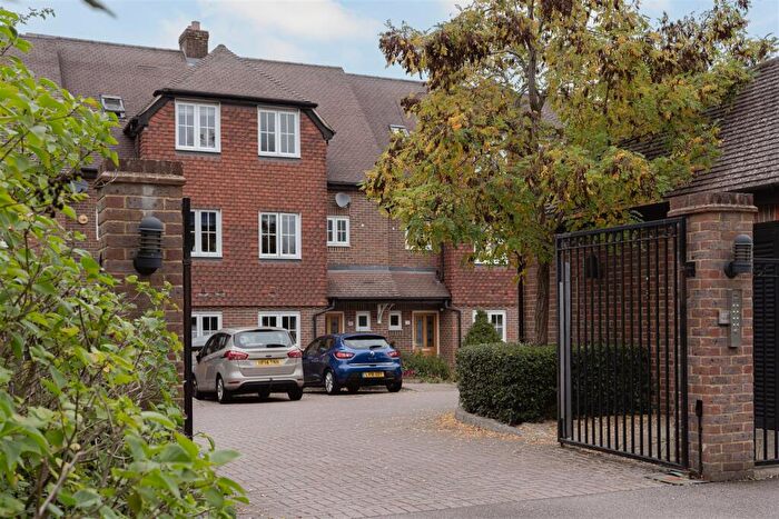 3 Bedroom Town House To Rent In Ladbroke Road, Redhill, RH1