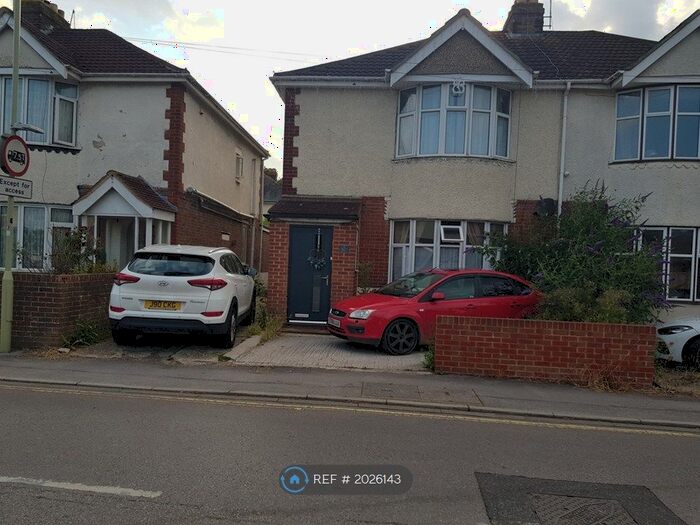 3 Bedroom Semi-Detached House To Rent In Jubilee Road, Fareham, PO16