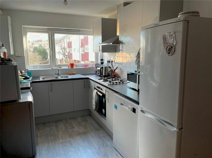 5 Bedroom Semi-Detached House To Rent In Guildford Park Avenue, Guildford, Surrey, GU2
