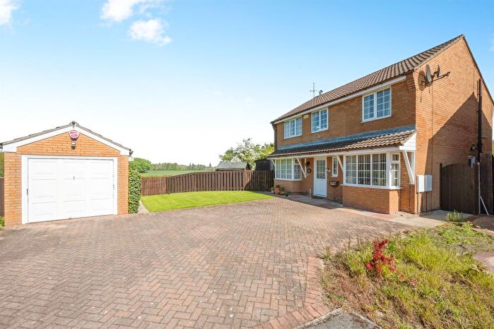 4 Bedroom Detached House For Sale In Crusader Drive, Sprotbrough, Doncaster, DN5