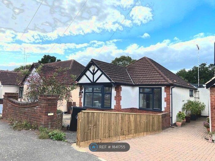2 Bedroom Bungalow To Rent In Woodville Gardens, Ruislip, HA4