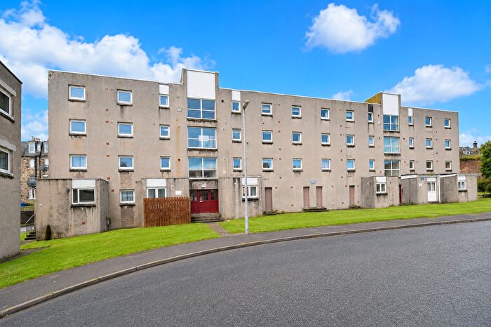 2 Bedroom Flat To Rent In Somerville Street, Burntisland, KY3