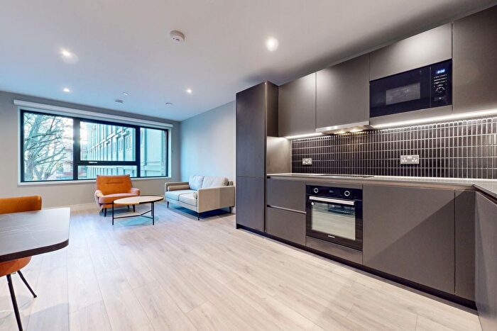 1 Bedroom Flat To Rent In Hewson Way, London, SE17