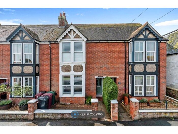 4 Bedroom Terraced House To Rent In Church Road, Selsey, PO20