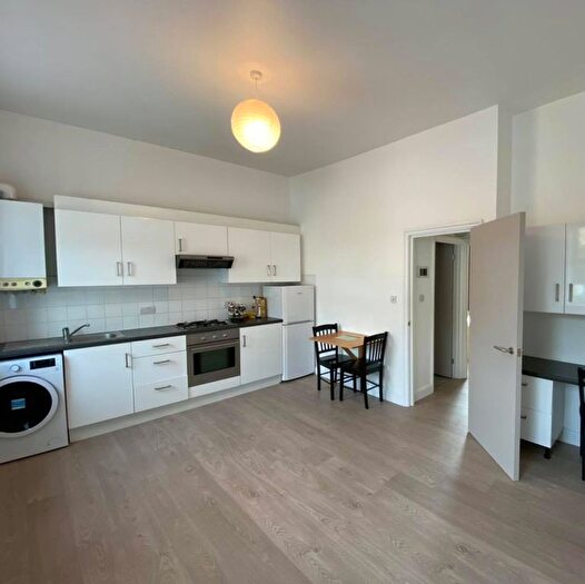 1 Bedroom Flat To Rent In Copenhagen Street, Islington, London, N1
