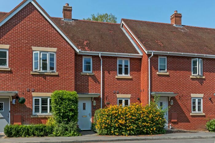 3 Bedroom Terraced House To Rent In Andover Road, Weeke, Winchester SO22
