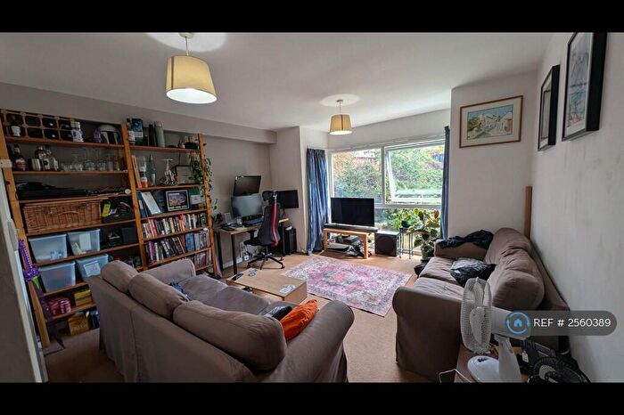 1 Bedroom Flat To Rent In Clarendon Road, Leeds, LS2