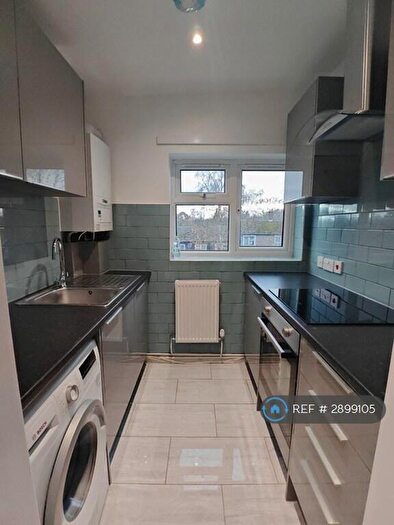 1 Bedroom Flat To Rent In Northdown Road, Hatfield, AL10