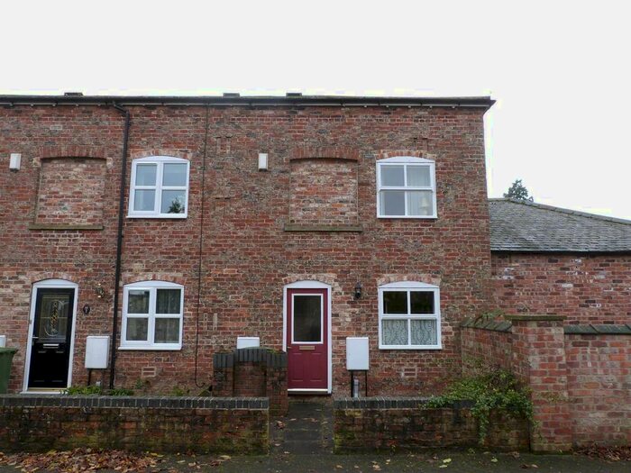 2 Bedroom End Of Terrace House To Rent In Apperson Court, Pocklington, York, YO42
