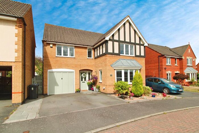 4 Bedroom Detached House For Sale In Turnstone Close, Rugby, CV23