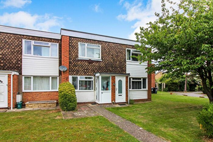 2 Bedroom Maisonette To Rent In Carrington Place, Tring, HP23
