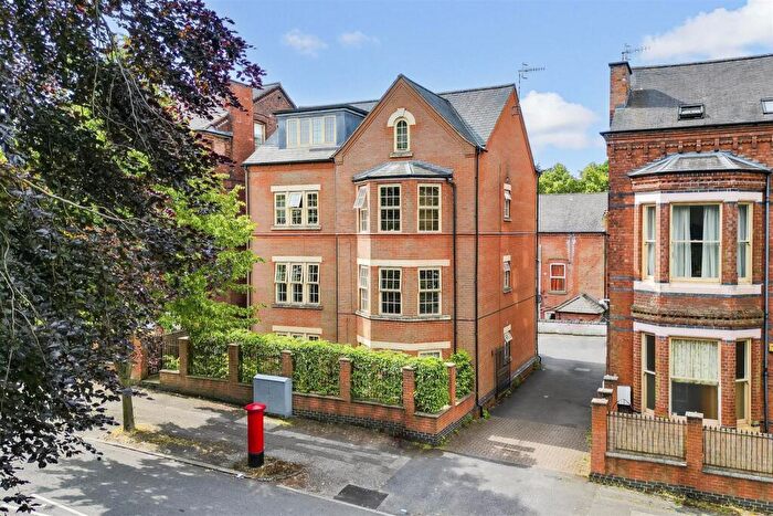 1 Bedroom Flat For Sale In Magdala Road, Mapperley Park, Nottinghamshire, NG3