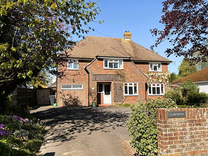 4 Bedroom Detached House For Sale In High Street, Ticehurst, East Sussex, TN5
