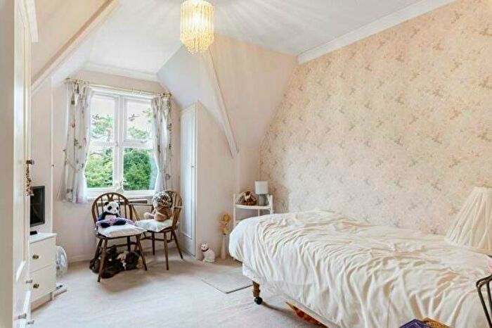 1 Bedroom Apartment For Sale In Ashfield Lane, Chislehurst, Kent, BR7