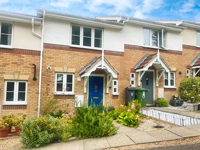 2 Bedroom Terraced House To Rent In Medina View, East Cowes, PO32