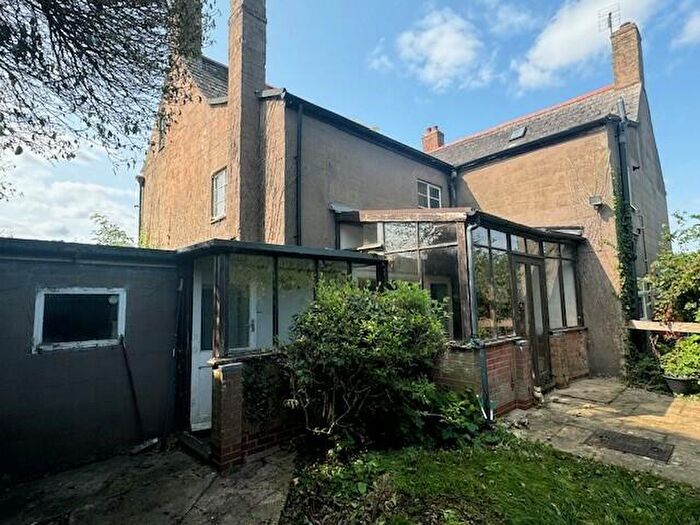 2 Bedroom Semi-Detached House For Sale In Mole Drove, Gedney Hill, Spalding, Lincolnshire, PE12