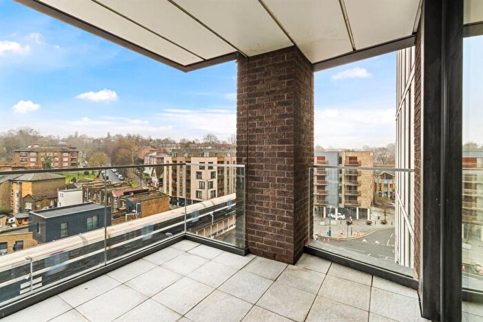 2 Bedroom Flat To Rent In Fizzy Lewisham, Brick Kiln Two, Lewisham, SE13