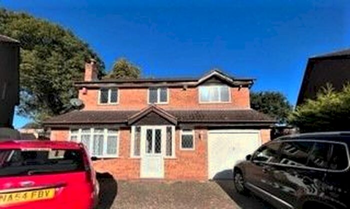 4 Bedroom Detached House To Rent In Yew Tree Road, Telford, Shropshire, TF7