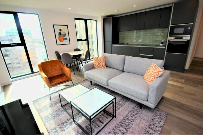2 Bedroom Flat To Rent In Red, Media City Uk, Salford, M50