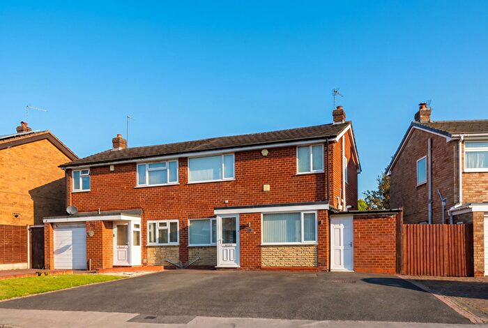 3 Bedroom Semi-Detached House For Sale In Langley Hall Road, Solihull, B92