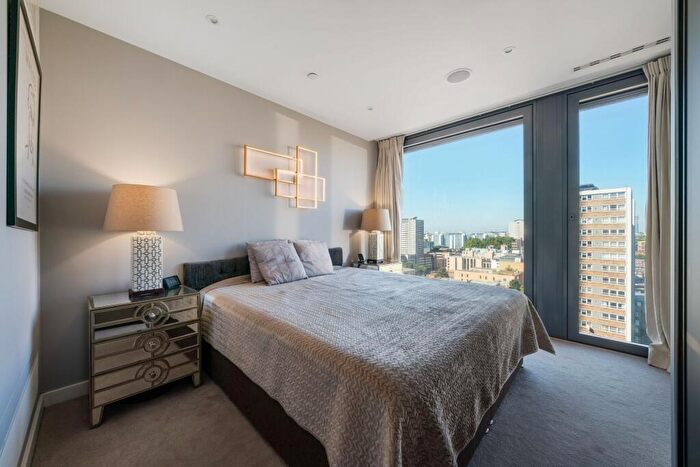 2 Bedroom Apartment To Rent In Chronicle Tower, B City Road, London, EC1V