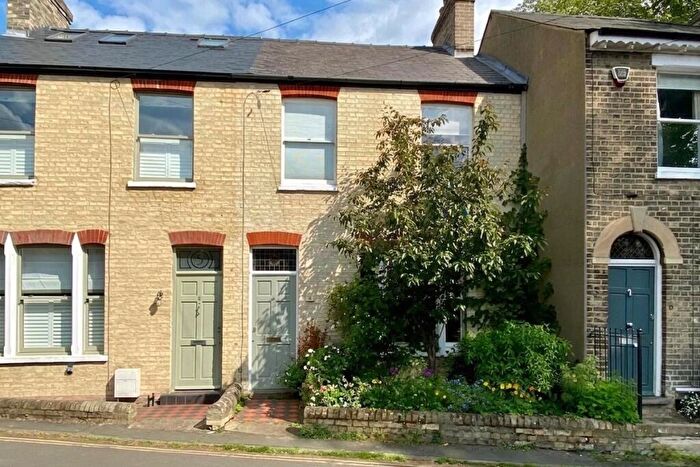 2 Bedroom Terraced House For Sale In Fisher Street, Cambridge, CB4