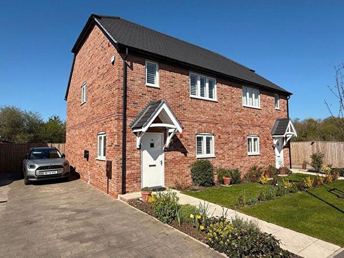 3 Bedroom Semi-Detached House For Sale In Cobbett Drive, Binfield, RG42