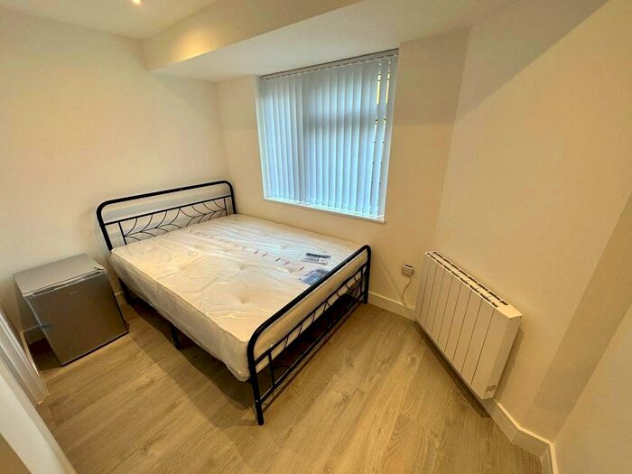 Studio To Rent In Tudor Way, Uxbridge, UB10