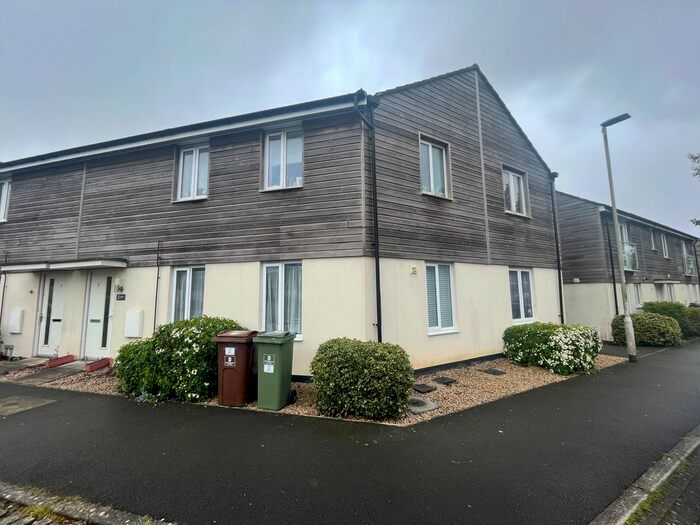 2 Bedroom Flat To Rent In Rifleman Walk, Plymouth, PL6