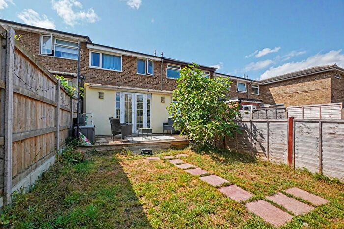 3 Bedroom Terraced House For Sale In Nash Close, Chatham, ME5
