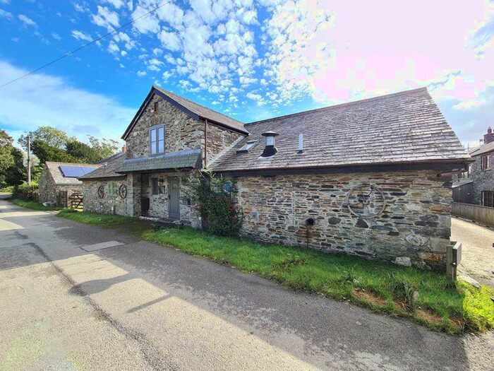 7 Bedroom Character Property For Sale In Versatile Barn Conversion With Change Of Use To Create A Spacious Home - Ottery, PL19