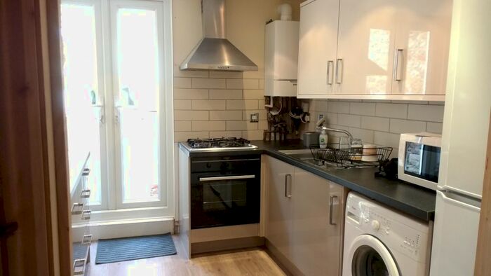4 Bedroom Terraced House To Rent In Hastings Road, Brighton, BN2