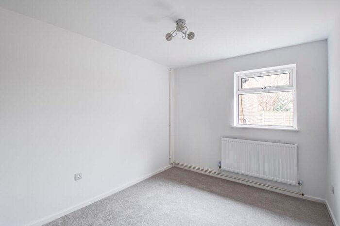 2 Bedroom Bungalow For Sale In Old Hall Close, Stourbridge, West Midlands, DY8
